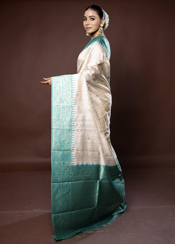 Cream Tussar Silk Saree With Blouse Piece