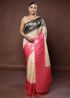 Cream Tussar Silk Saree With Blouse Piece