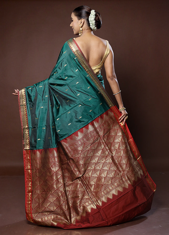 Green Kanjivaram Silk Saree With Blouse Piece