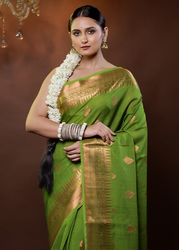 Green Dupion Silk Saree With Blouse Piece