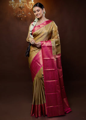 Green Kanjivaram Silk Saree With Blouse Piece