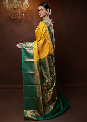 Yellow Kanjivaram Silk Saree With Blouse Piece