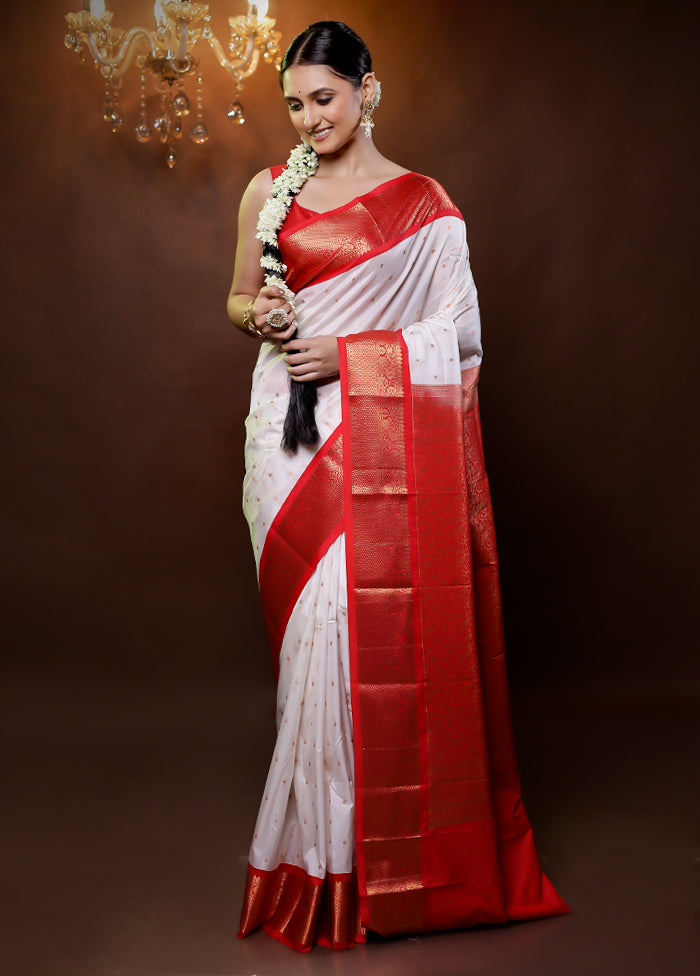 White Kanjivaram Silk Saree With Blouse Piece