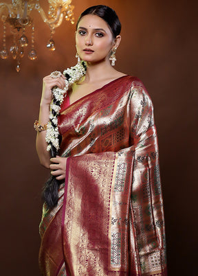 Gold Kanjivaram Silk Saree With Blouse Piece