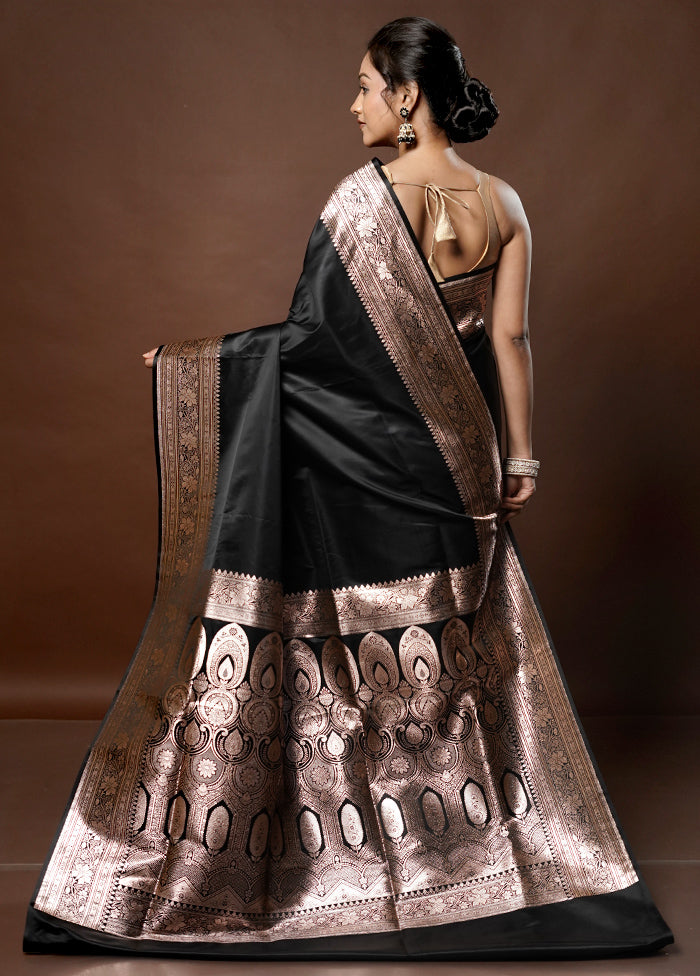 Black Banarasi Silk Saree With Blouse Piece