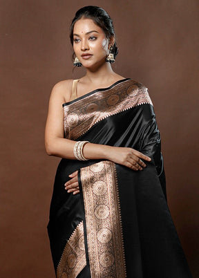 Black Banarasi Silk Saree With Blouse Piece