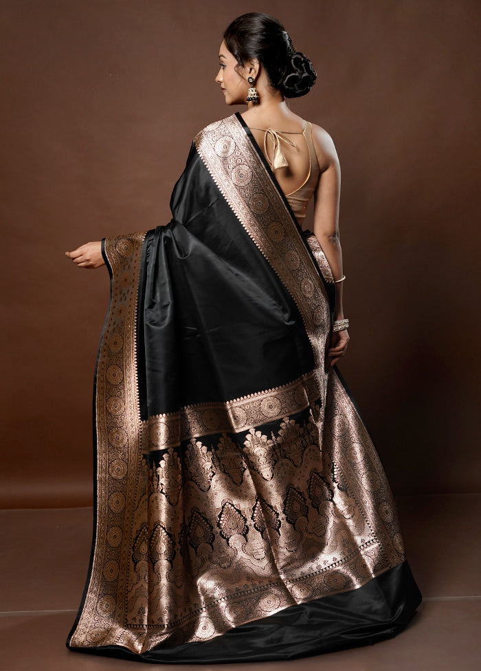 Black Banarasi Silk Saree With Blouse Piece