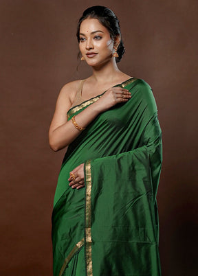 Green Kanjivaram Silk Saree With Blouse Piece