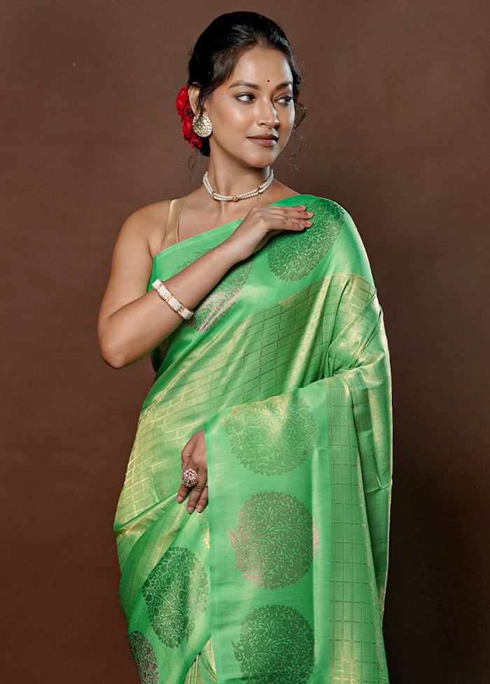 Green Dupion Silk Saree With Blouse Piece