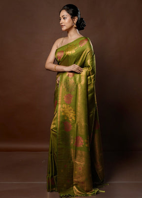 Green Dupion Silk Saree With Blouse Piece