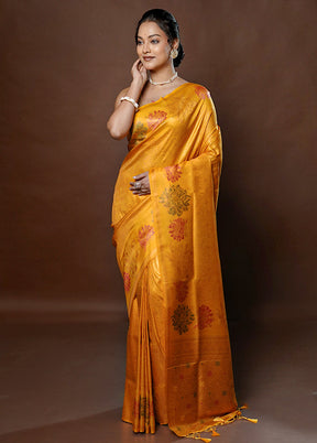 Yellow Dupion Silk Saree With Blouse Piece