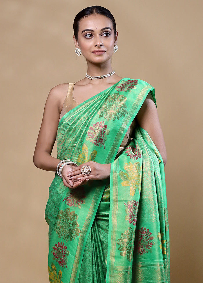 Green Dupion Silk Saree With Blouse Piece