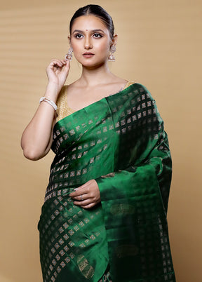 Green Handloom Kanchipuram Pure Silk Saree With Blouse Piece