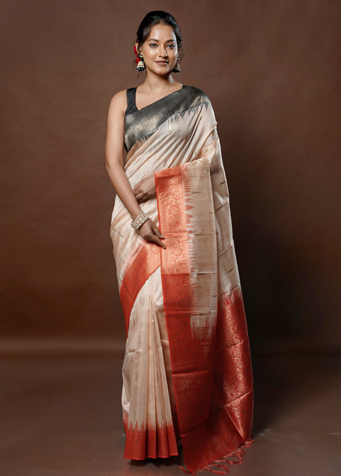 Cream Tussar Silk Saree With Blouse Piece