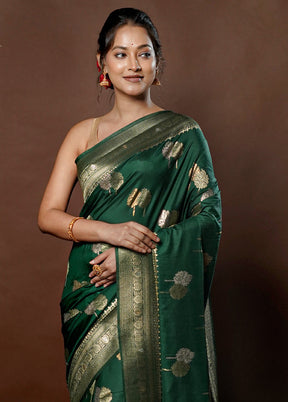 Green Dupion Silk Saree With Blouse Piece