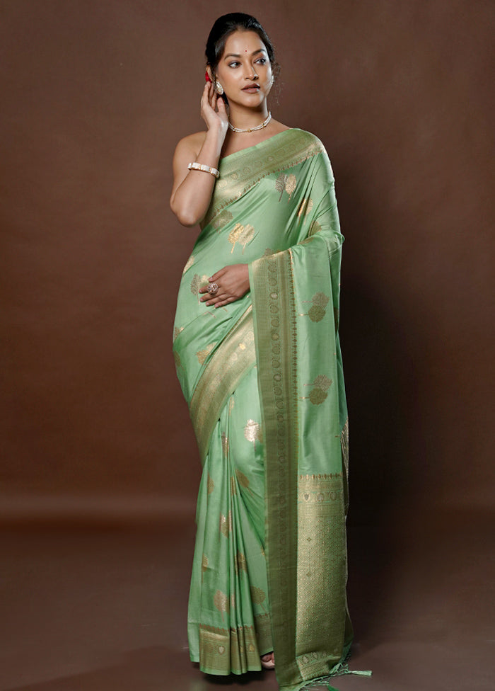 Green Dupion Silk Saree With Blouse Piece