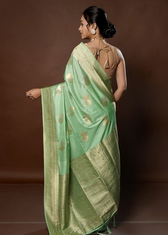 Green Dupion Silk Saree With Blouse Piece