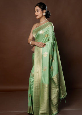 Green Dupion Silk Saree With Blouse Piece