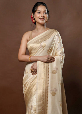 Cream Dupion Silk Saree With Blouse Piece