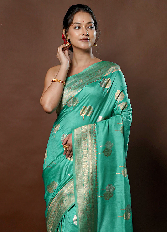 Green Dupion Silk Saree With Blouse Piece