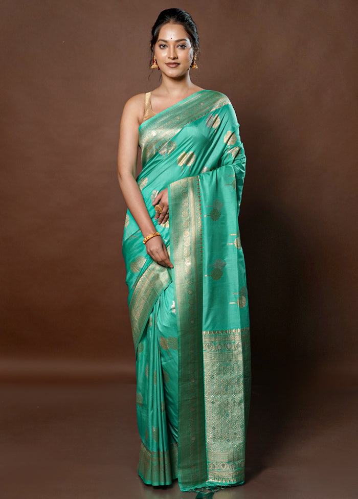 Green Dupion Silk Saree With Blouse Piece