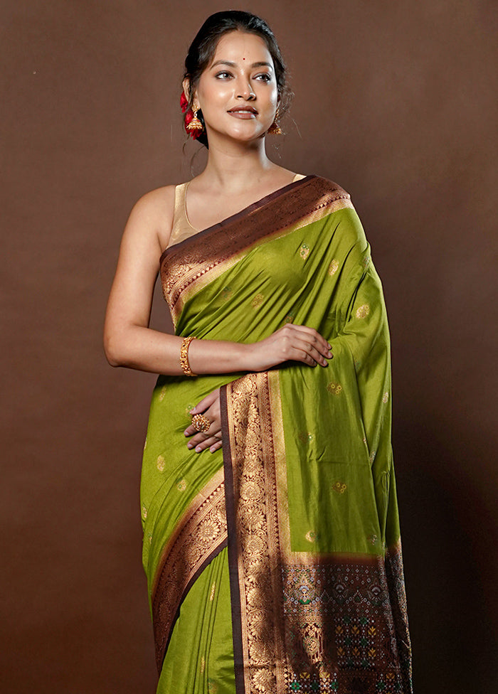 Green Dupion Silk Saree With Blouse Piece