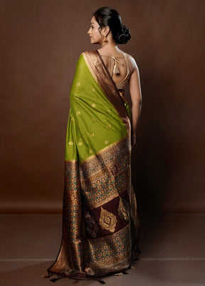 Green Dupion Silk Saree With Blouse Piece