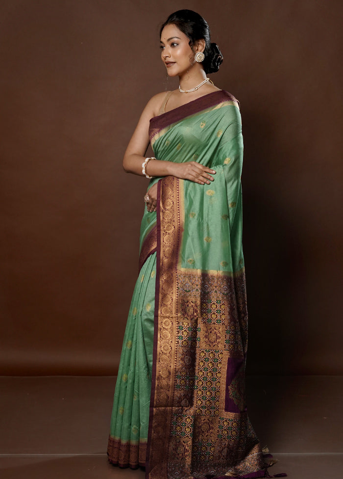 Green Dupion Silk Saree With Blouse Piece