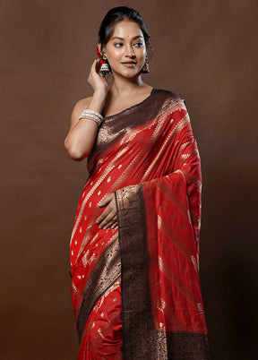 Red Dupion Silk Saree With Blouse Piece