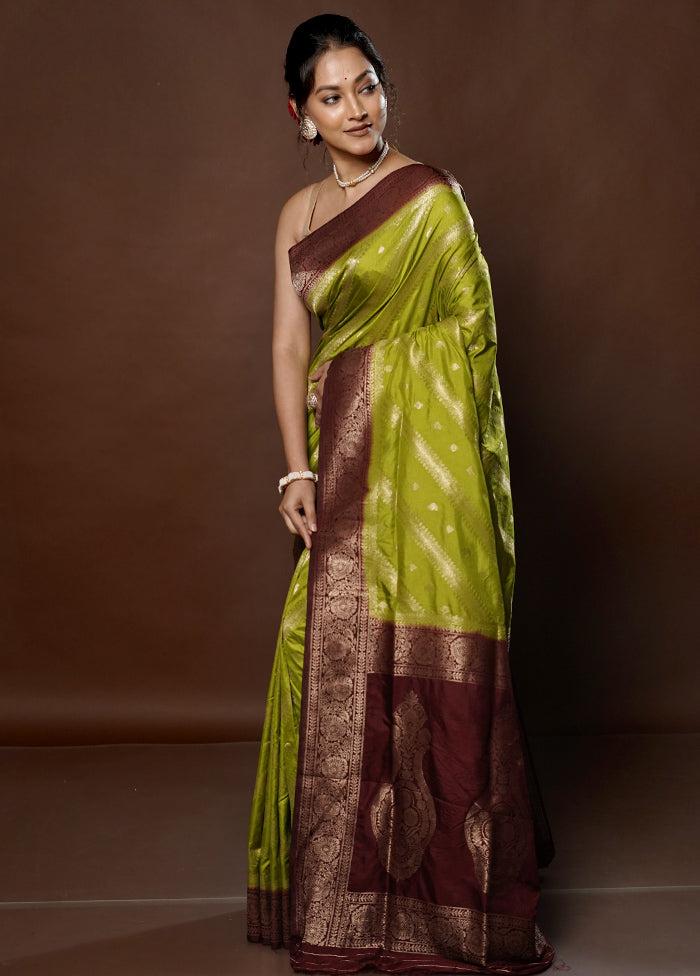 Green Dupion Silk Saree With Blouse Piece