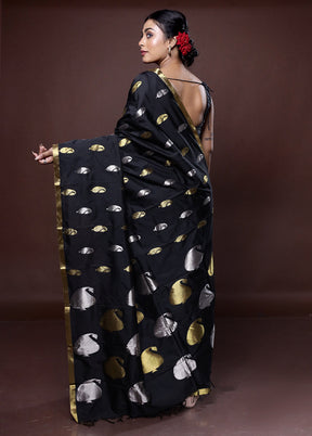 Black Kanjivaram Silk Saree With Blouse Piece