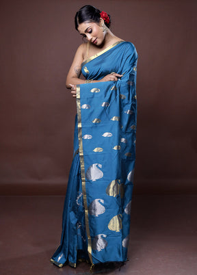 Blue Kanjivaram Silk Saree With Blouse Piece