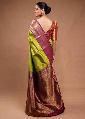 Green Handloom Kanchipuram Pure Silk Saree With Blouse Piece