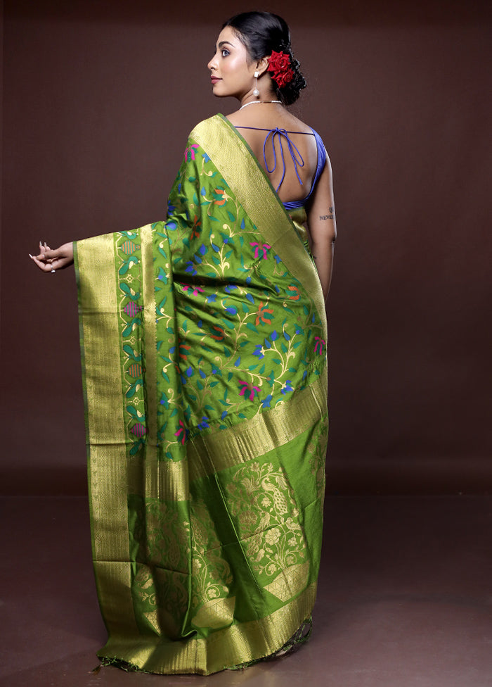 Green Dupion Silk Saree With Blouse Piece