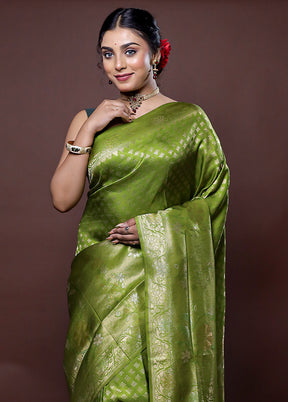 Green Dupion Silk Saree With Blouse Piece