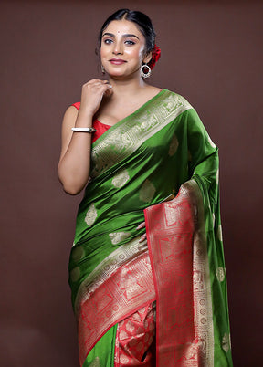 Green Dupion Silk Saree With Blouse Piece