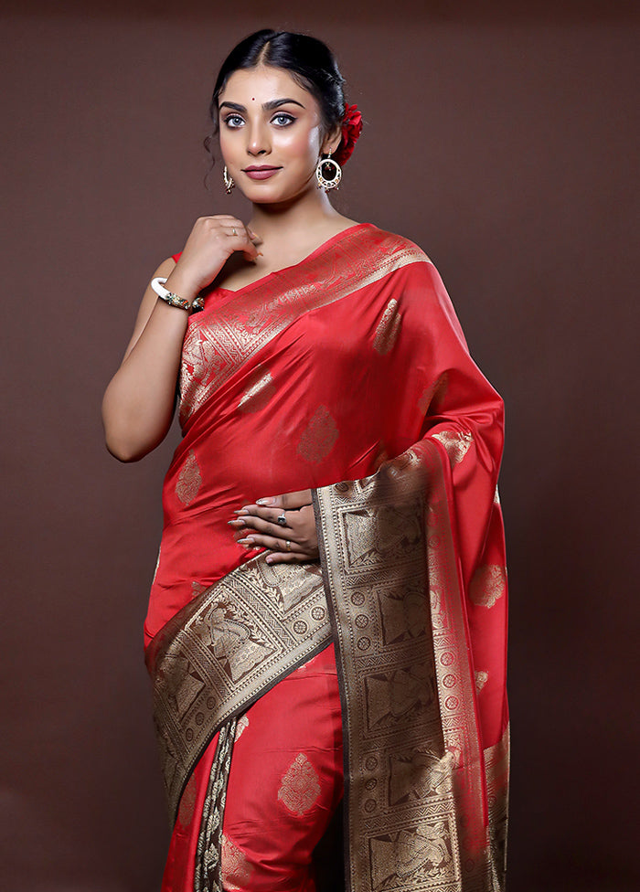 Red Dupion Silk Saree With Blouse Piece