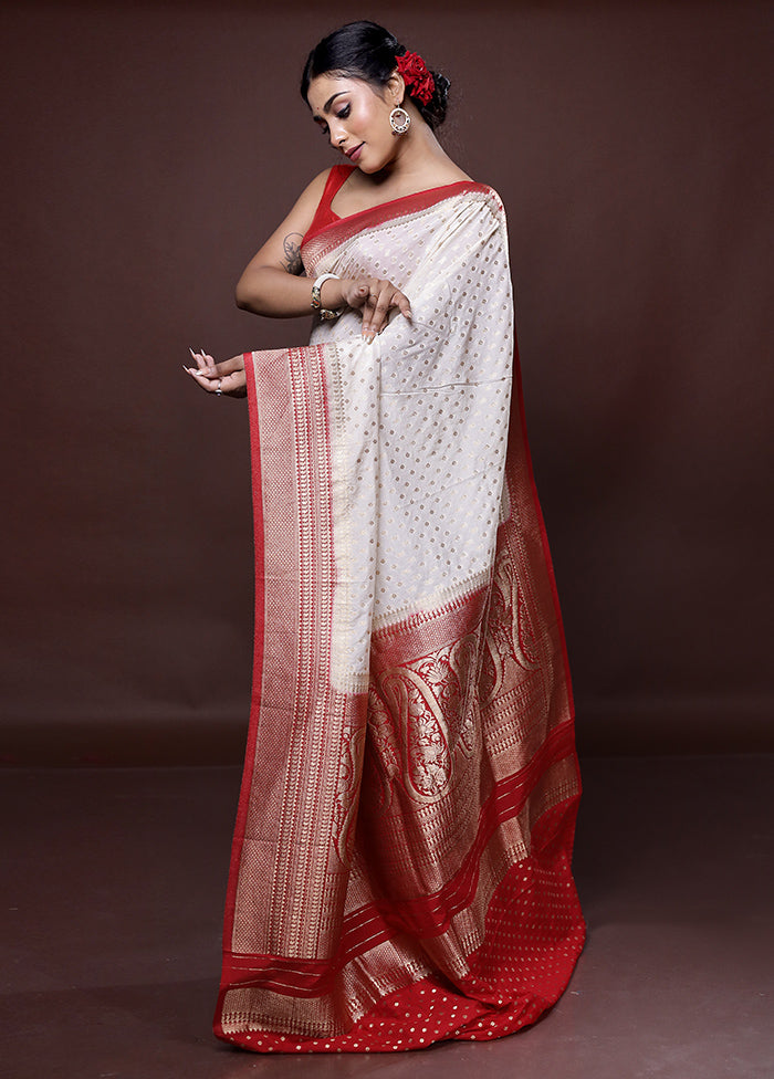 Cream Georgette Saree With Blouse Piece