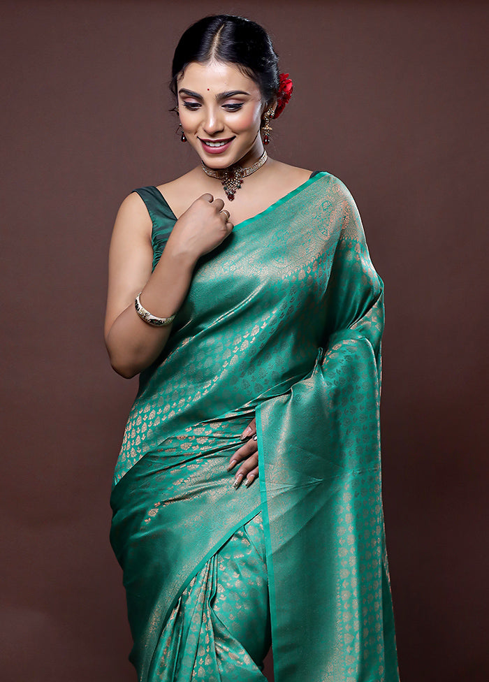 Green Dupion Silk Saree With Blouse Piece