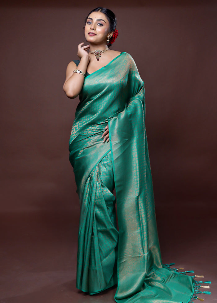 Green Dupion Silk Saree With Blouse Piece