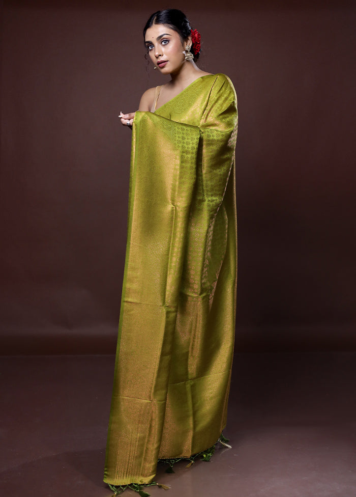 Green Dupion Silk Saree With Blouse Piece