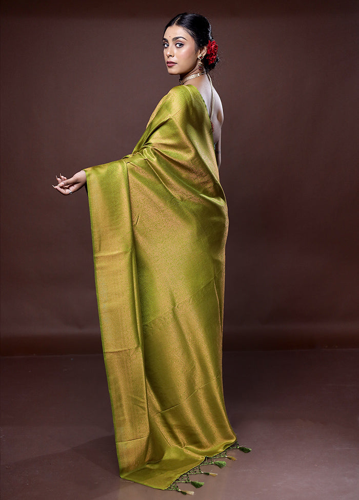 Green Dupion Silk Saree With Blouse Piece