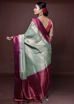 Green Dupion Silk Saree With Blouse Piece