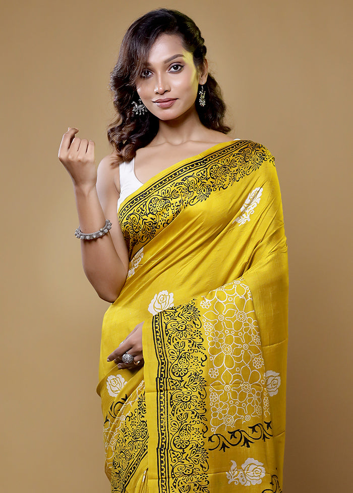 Yellow Printed Pure Silk Saree Without Blouse Piece