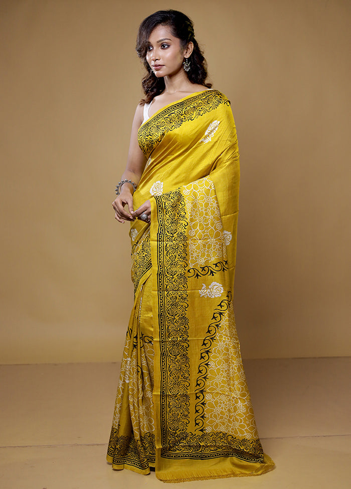 Yellow Printed Pure Silk Saree Without Blouse Piece