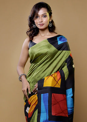 green Printed Pure Silk Saree Without Blouse Piece