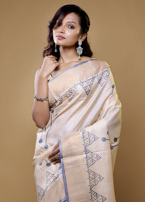 Cream Tussar Silk Saree With Blouse Piece