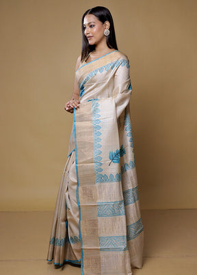 Cream Tussar Silk Saree With Blouse Piece