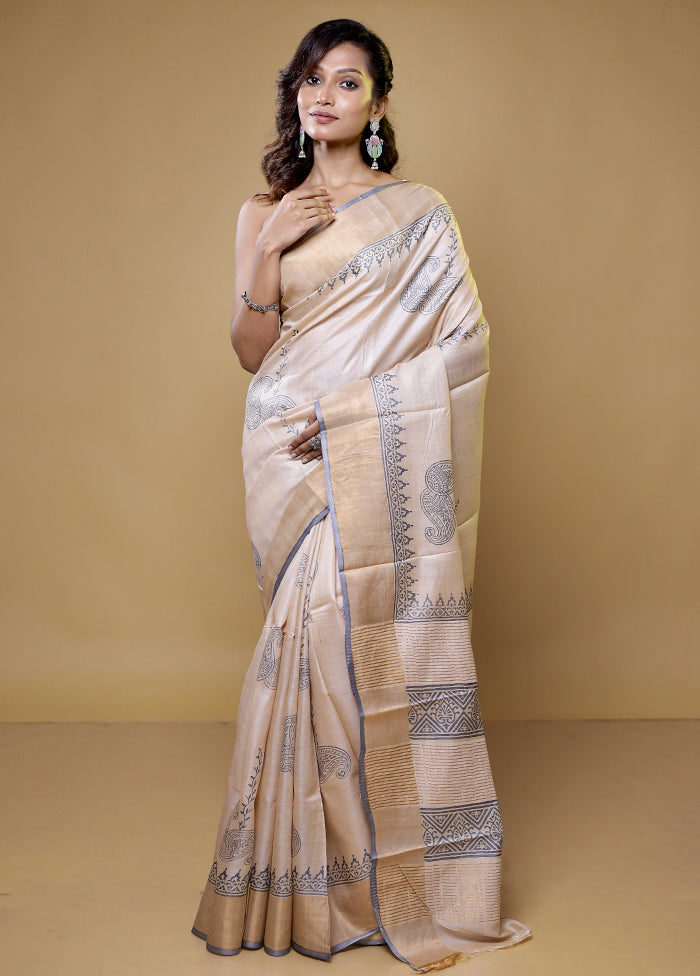 Cream Tussar Silk Saree With Blouse Piece