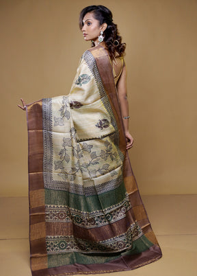 Cream Tussar Silk Saree With Blouse Piece